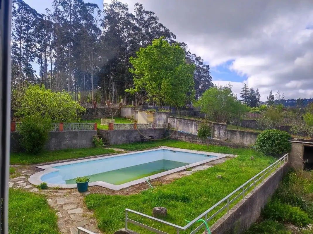 Piscina de Finca rústica en venta en Vigo  con Calefacción, Trastero y Piscina