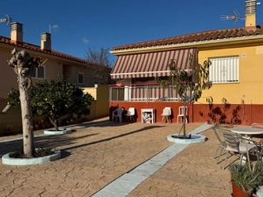 Doppelhaushälfte zum Verkauf in La Riera de Gaià