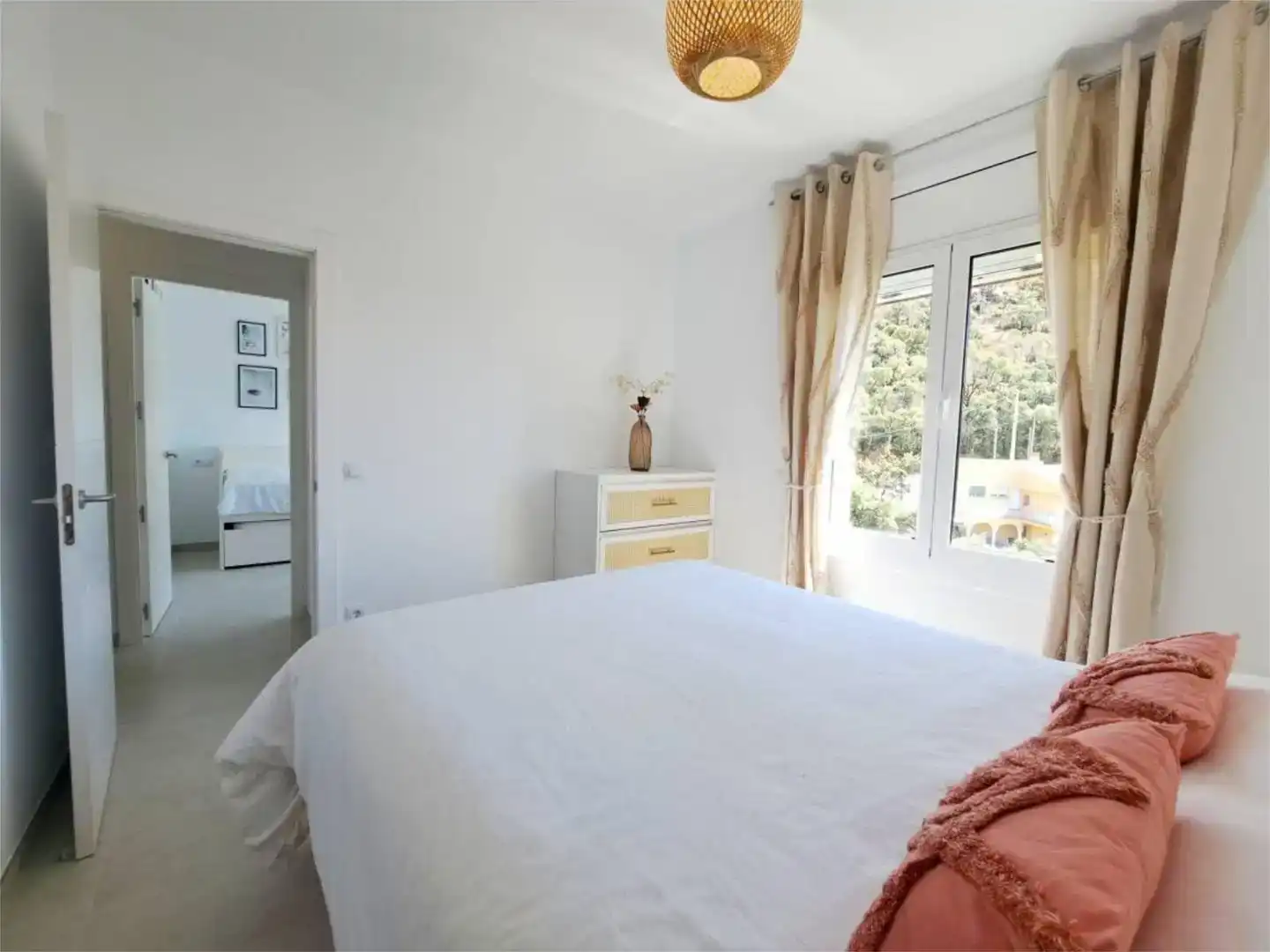 Dormitori de Casa o xalet de lloguer en Roses amb Aire condicionat i Piscina