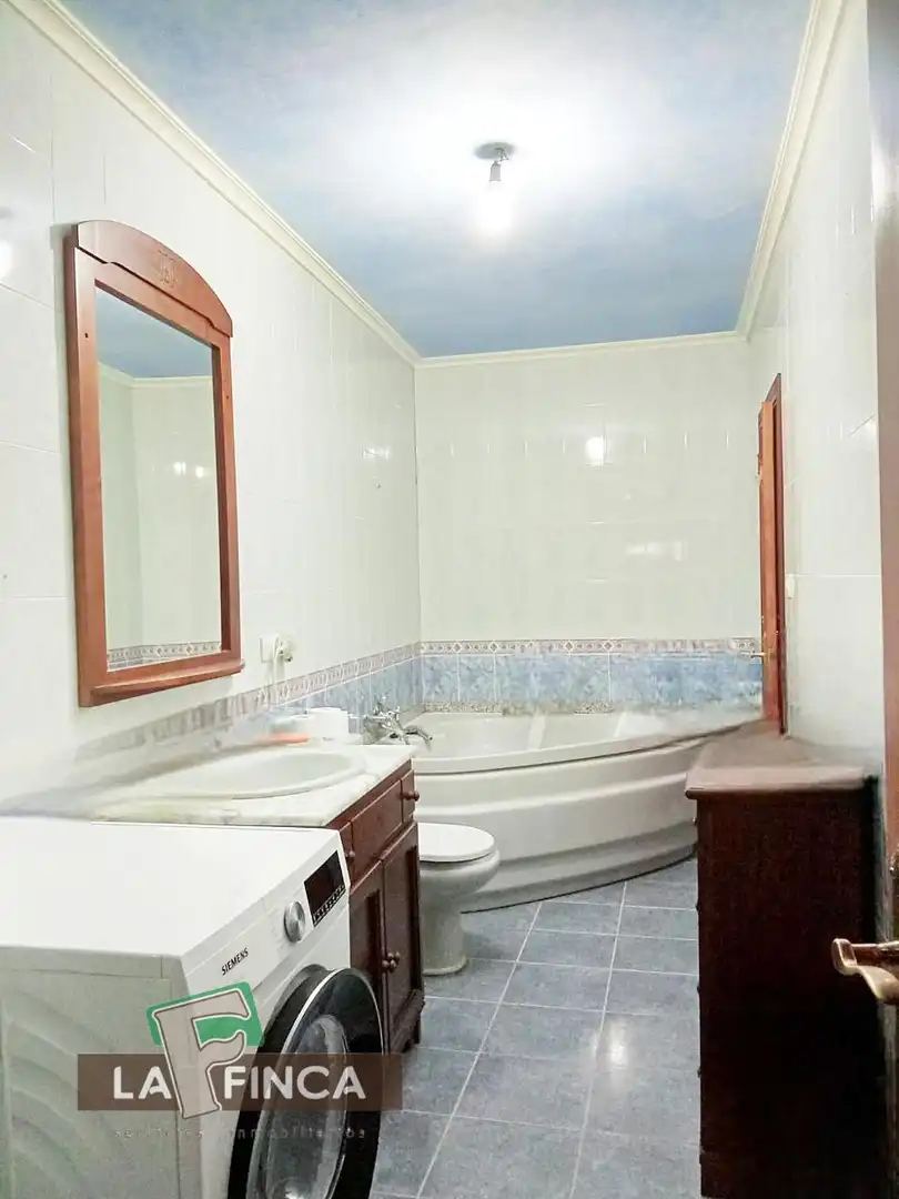 Badezimmer von Wohnung zum Verkauf in Villaviciosa mit Terrasse