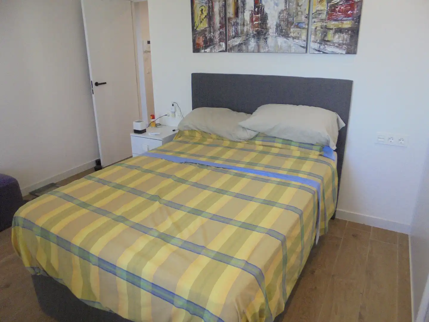 Habitación de Apartamento en venta en Benicasim / Benicàssim con Aire acondicionado, Terraza y Amueblado