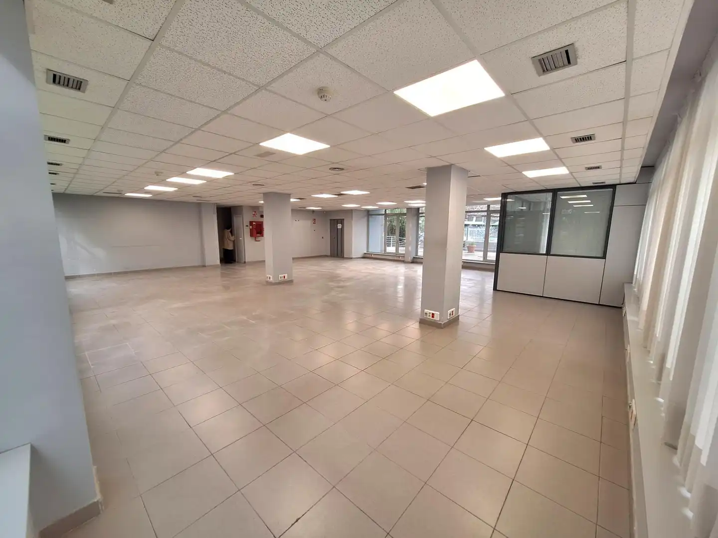 Büro mit Aufzug zur Miete in Avenida de la Memoria, imagen 5