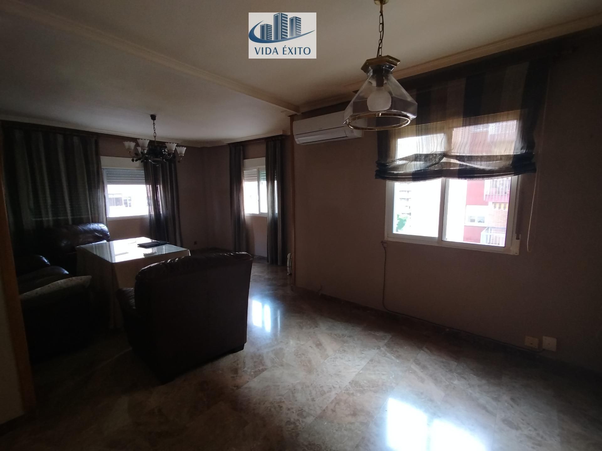 Sala de estar de Piso en venta en  Jaén Capital con Aire acondicionado