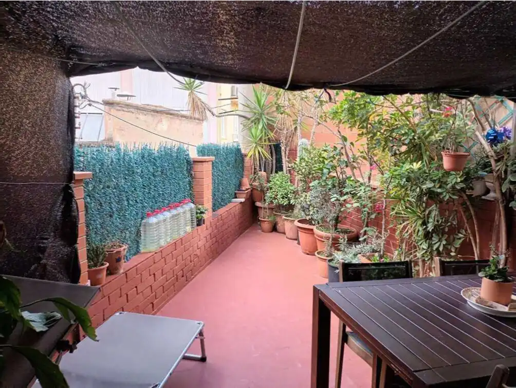 Terrace of Buildings for sale in Barcelona