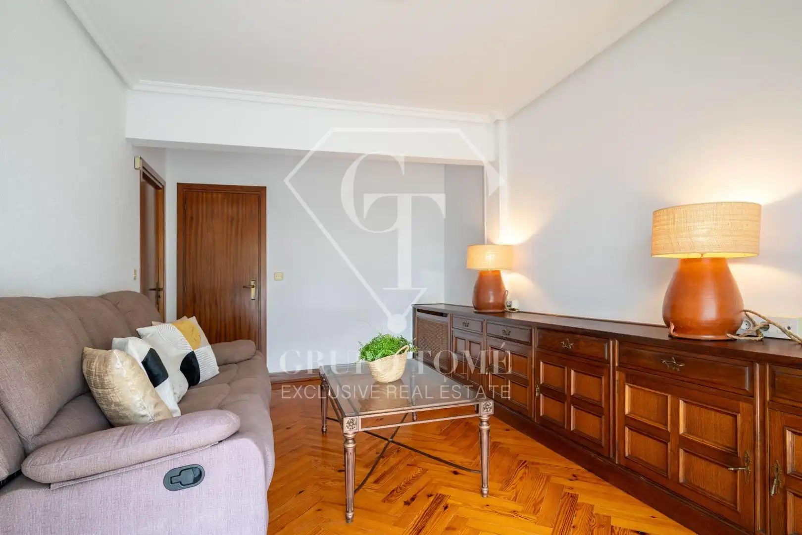 Sala de estar de Piso en venta en Donostia - San Sebastián  con Calefacción, Terraza y Balcón
