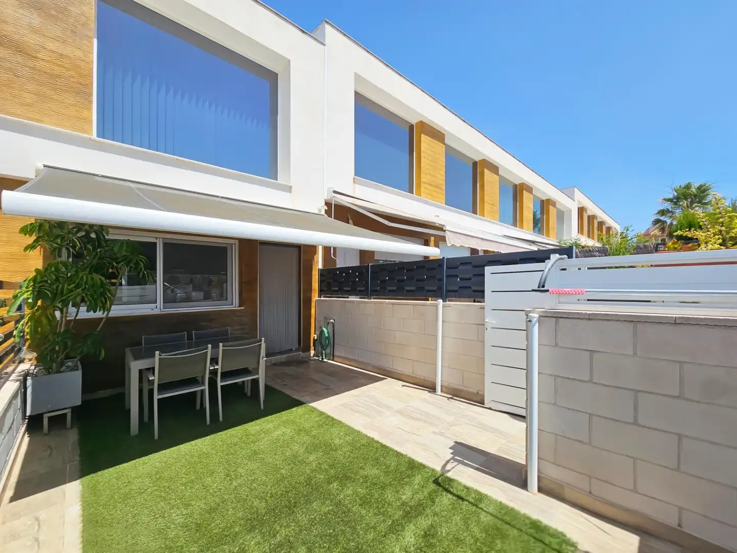 Terrassa de Casa o xalet en venda en Santa Pola amb Aire condicionat, Calefacció i Jardí privat