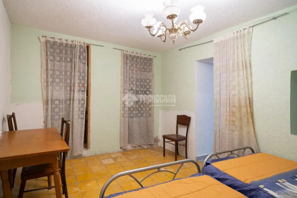 Detached homes for sale in Sabiote