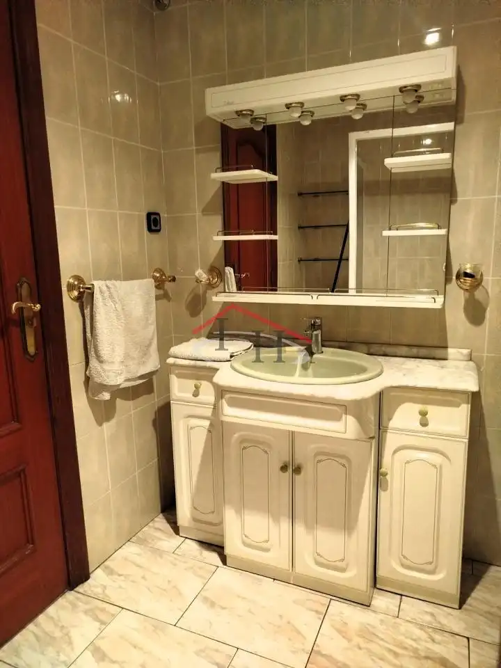 Baño de Casa o chalet en venta en León Capital  con Calefacción, Terraza y Balcón