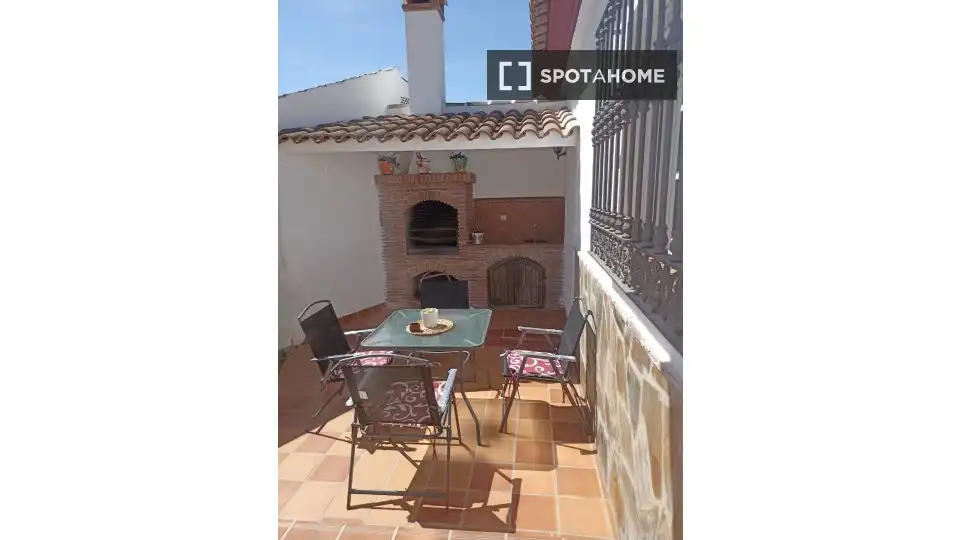 Terrace of Apartments for share in Pizarra  with Air Conditioner, Terrace and Furnished