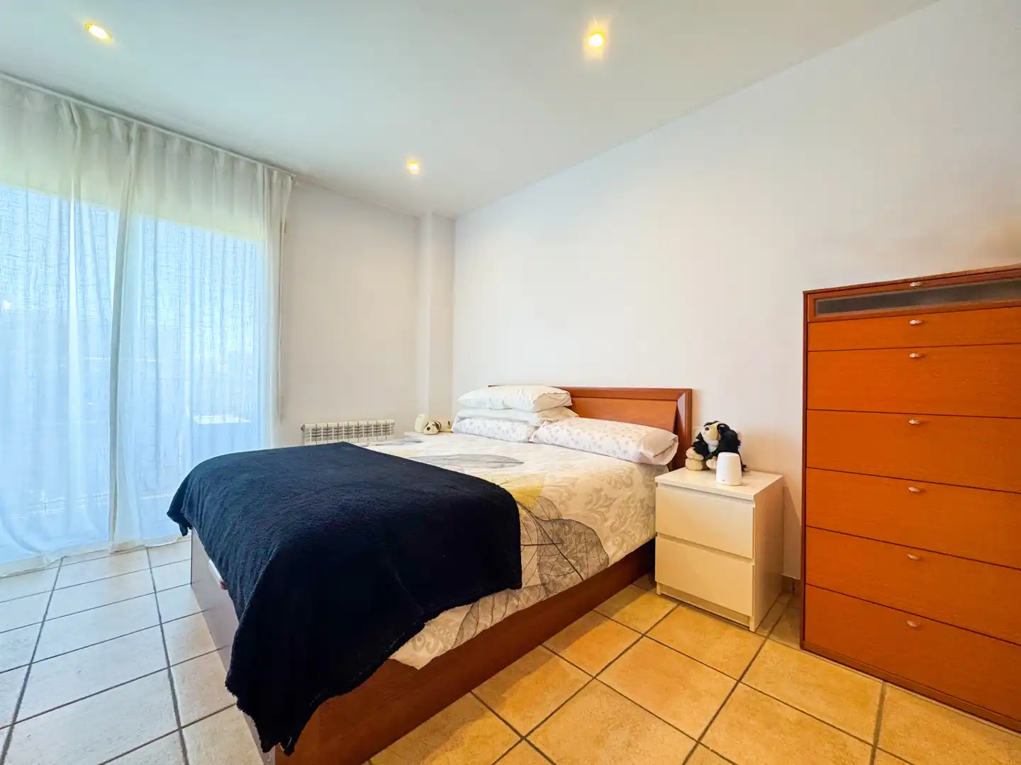 Schlafzimmer von Dachboden zum Verkauf in Sentmenat mit Klimaanlage, Heizung und Balkon