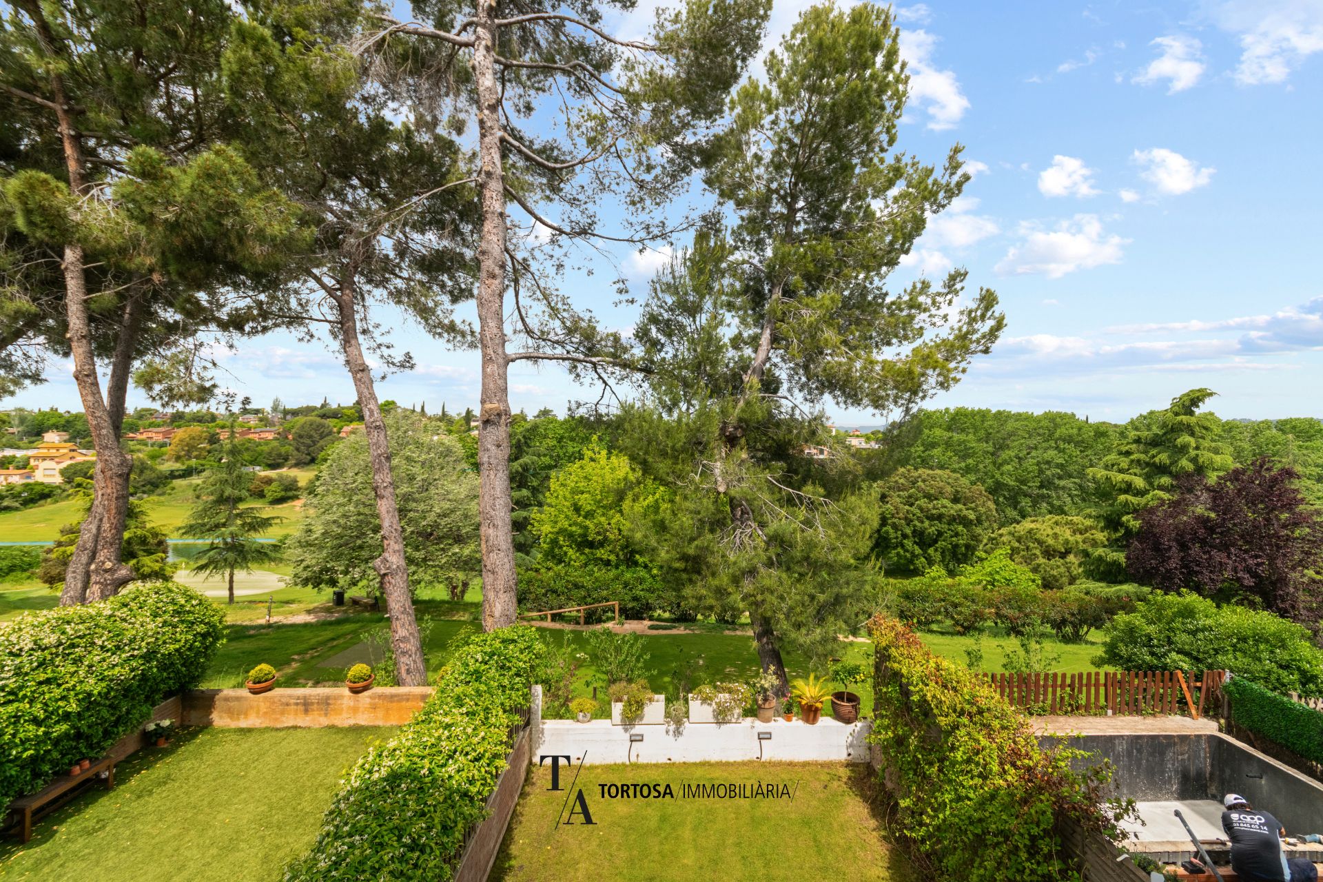 Casa adosada en venda a Carrer de Villà, Golf - Can Trabal