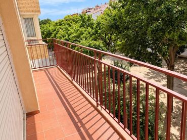 Piso con ascensor en venta en Ponent - Set Camins