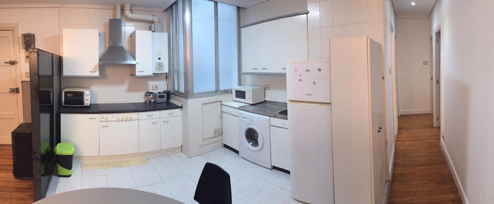 Kitchen of Flat to rent in Bilbao   with Heating, Furnished and Oven