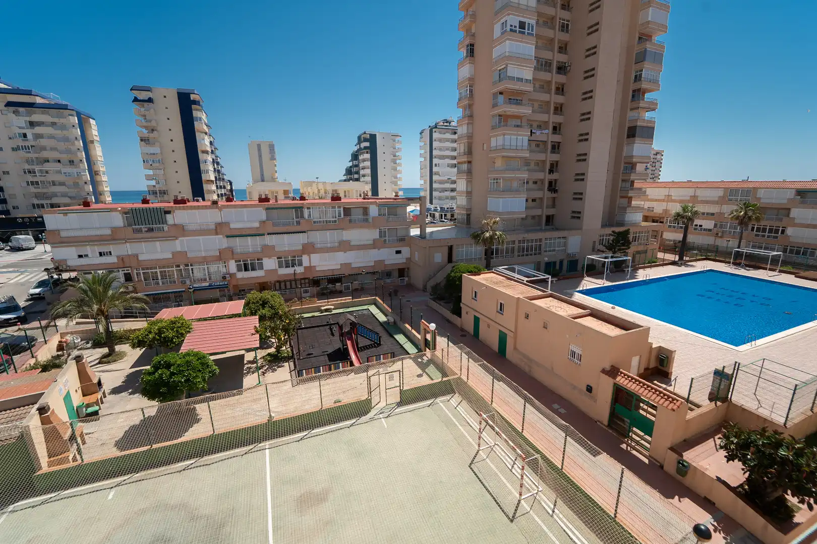 Piso en venta en Plaza Puerto Bello, Entremares