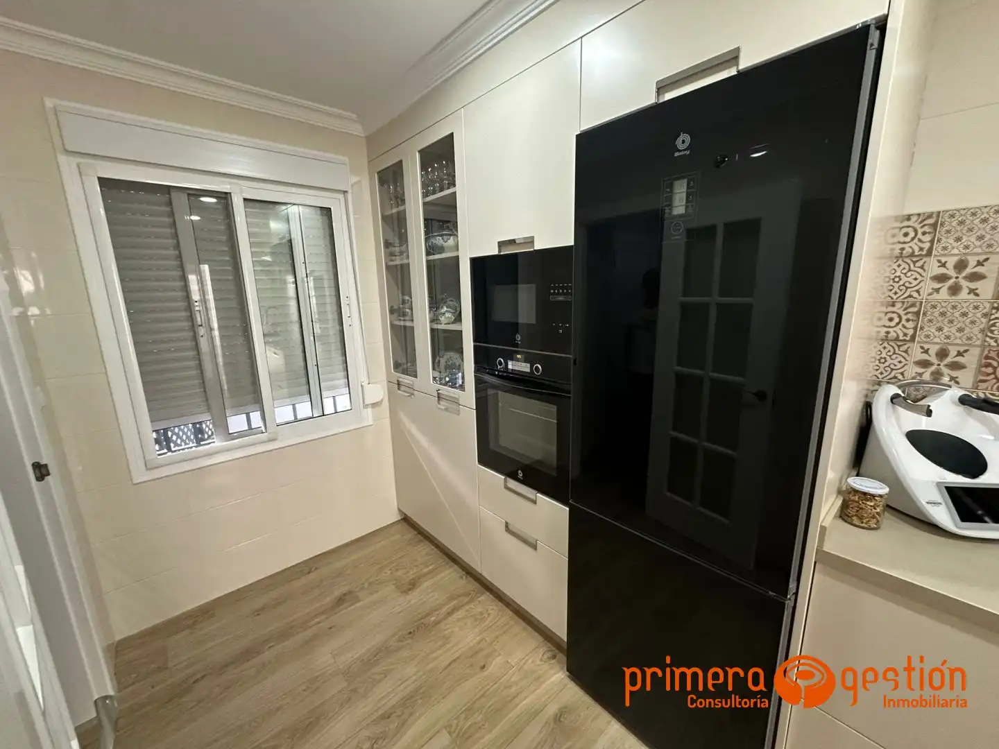 Cocina de Piso en venta en Lora del Río con Aire acondicionado, Calefacción y Trastero