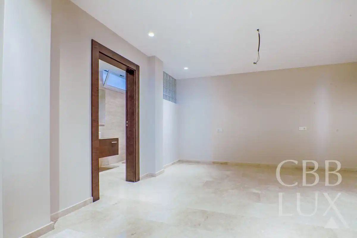 Chalet con terraza en venta en Pueblo - Urbanizaciones, imagen 34