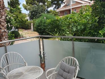 Piso con jardín en venta en Avda. 326 19-25
