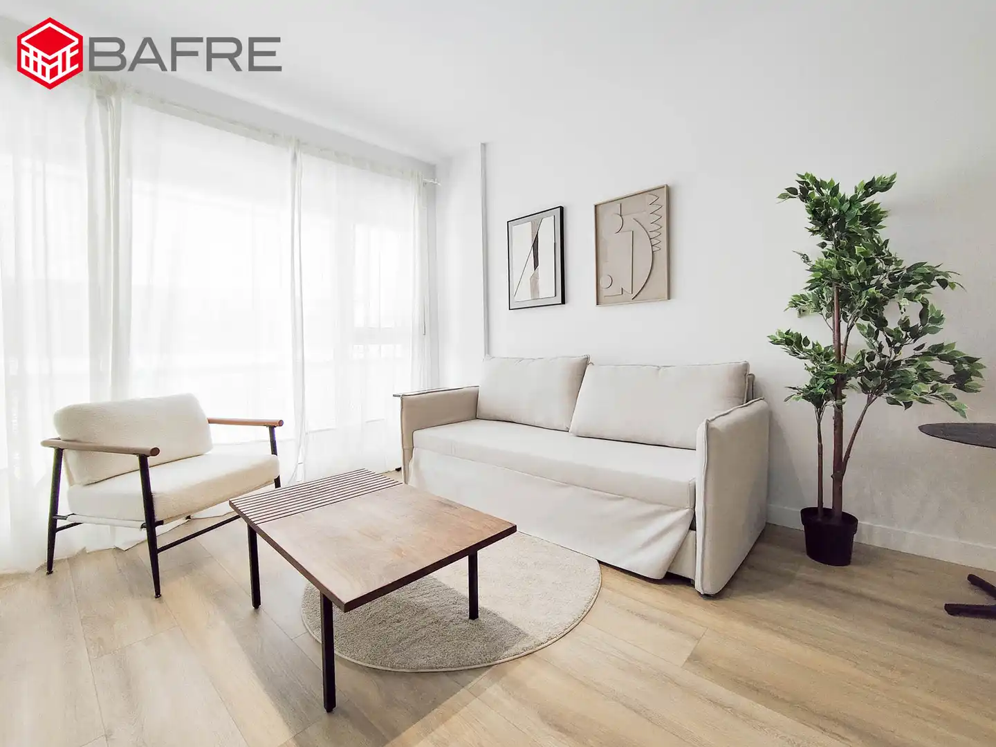 Maisonette zur Miete in Paseo de Europa, Vega de la Moraleja