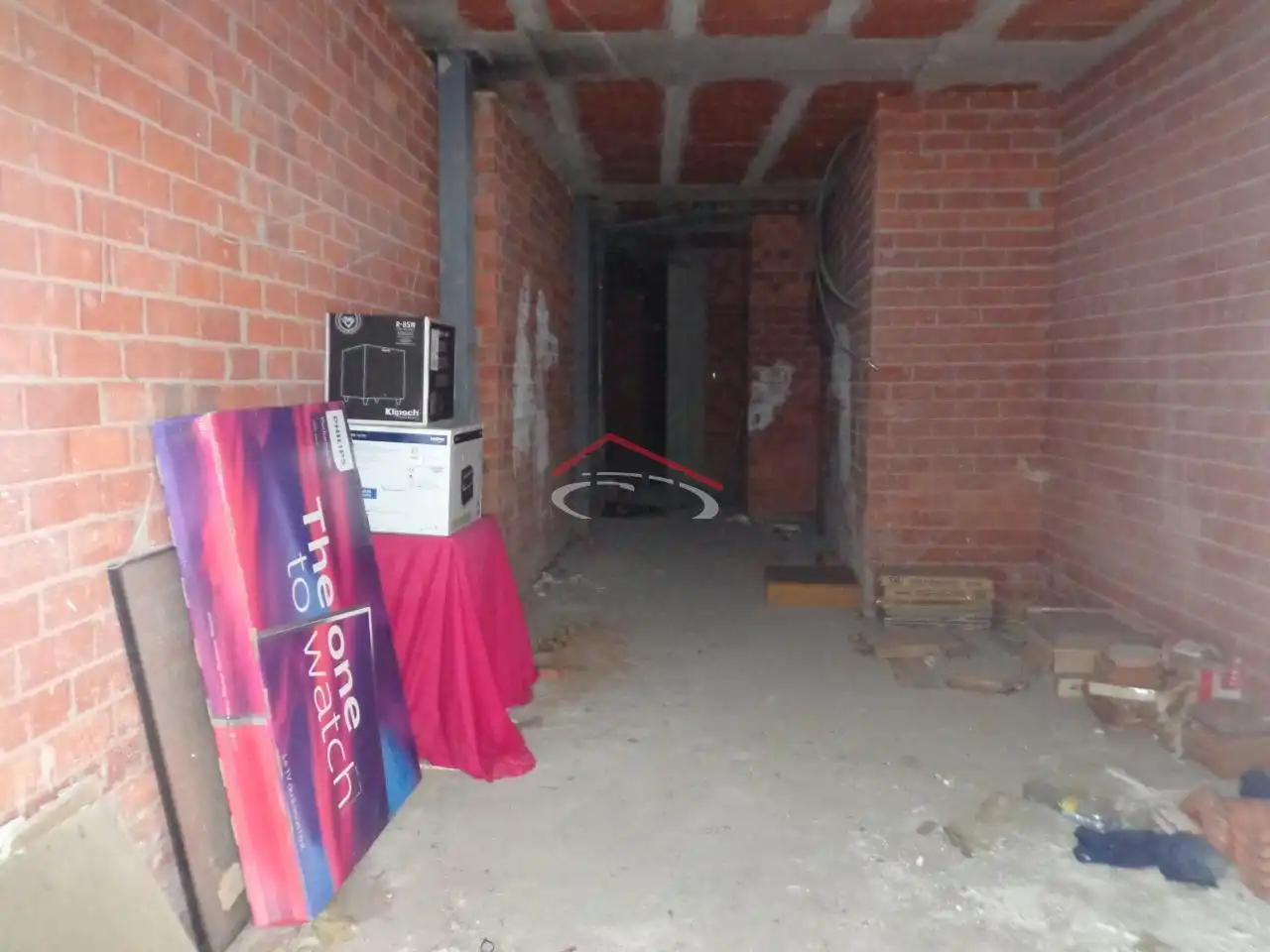 Local comercial en venda a FERNANDO GONZÁLEZ REGUERAL, imagen 2