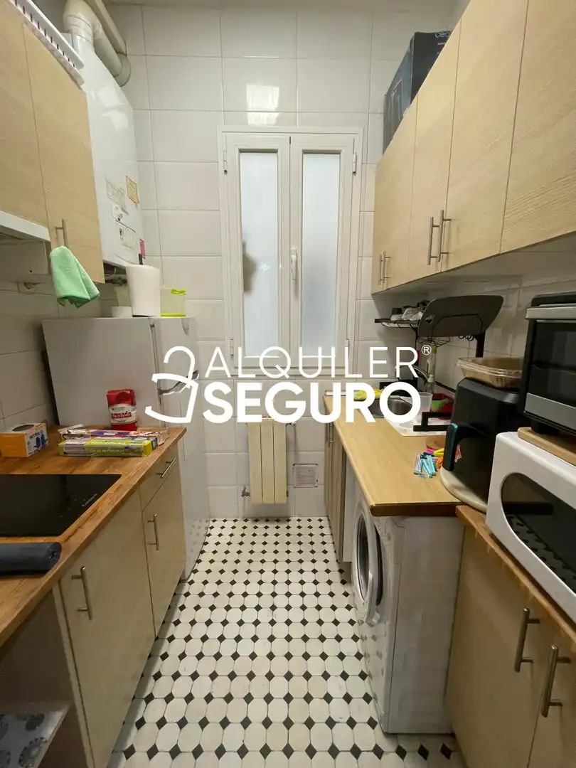 Kitchen of Flat for rent in Madrid  with Heating and Furnished