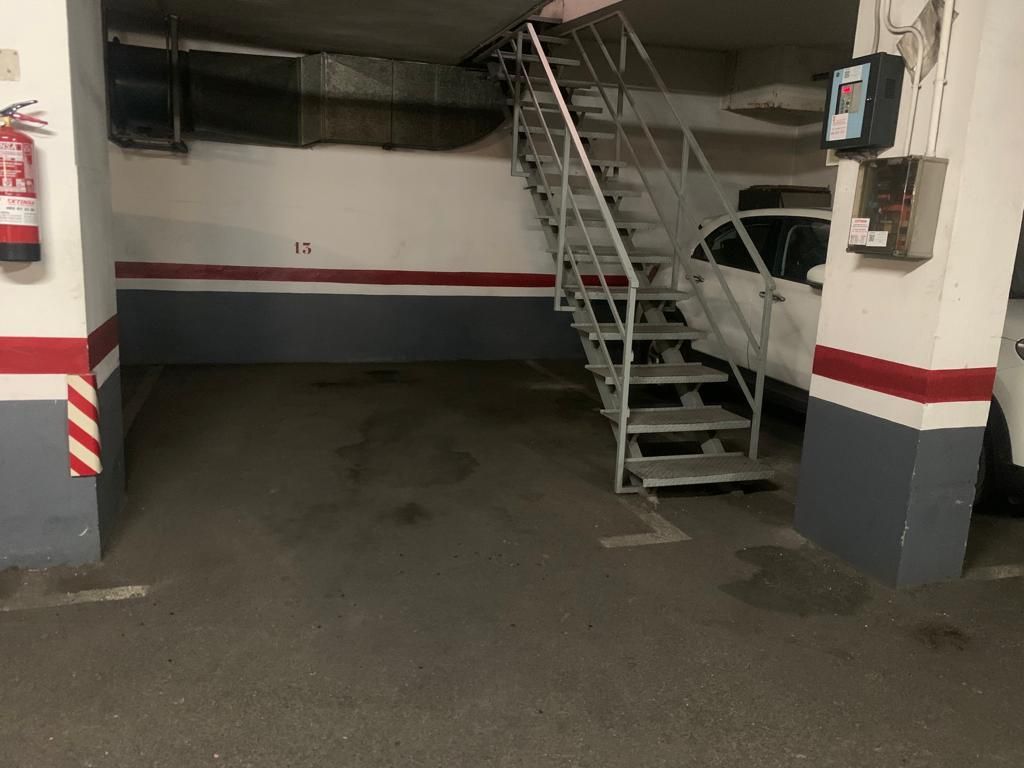 Aparcament de Garatge en venda en L'Hospitalet de Llobregat