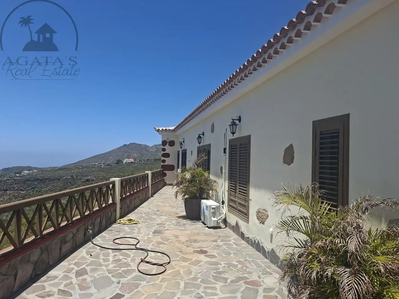 Terrassa de Casa o xalet en venda en San Pedro del Pinatar amb Piscina