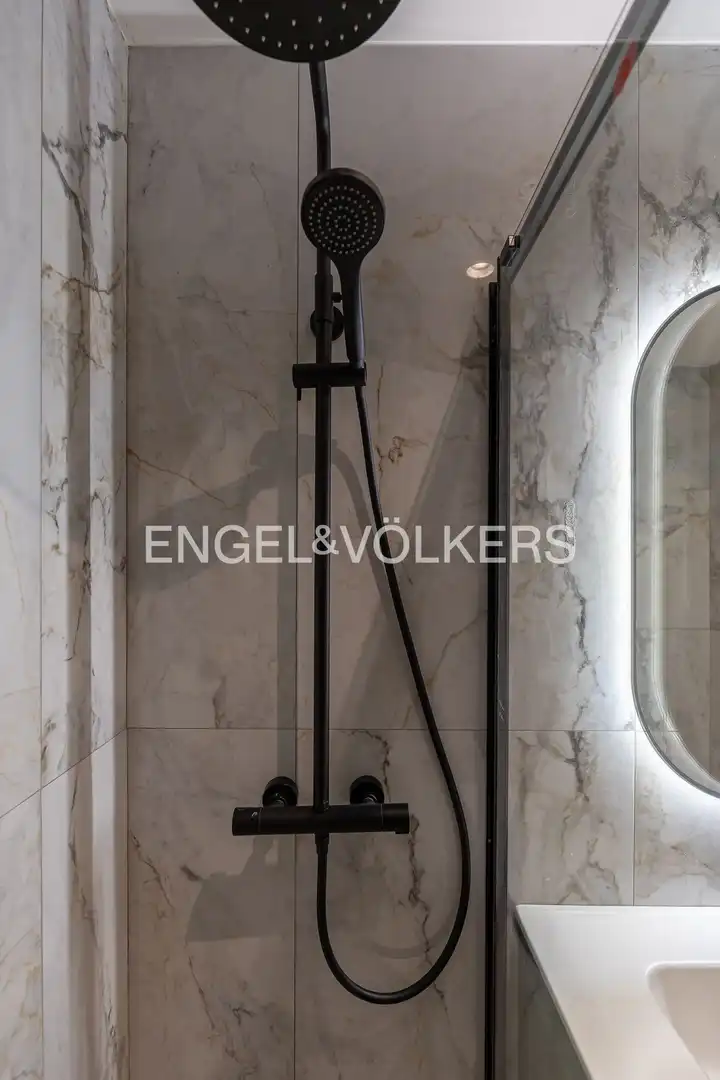 Exterior view of Flat for rent in Madrid  with Heating