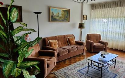 Wohnzimmer von Wohnung zum verkauf in Espinosa de los Monteros mit Balkon