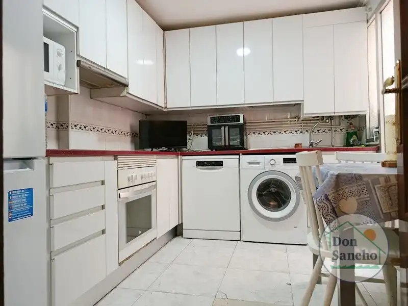 Cocina de Piso en venta en Valladolid con Calefacción