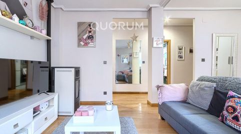 Foto 2 de Piso en venta en Kalero - Basozelai, Basauri