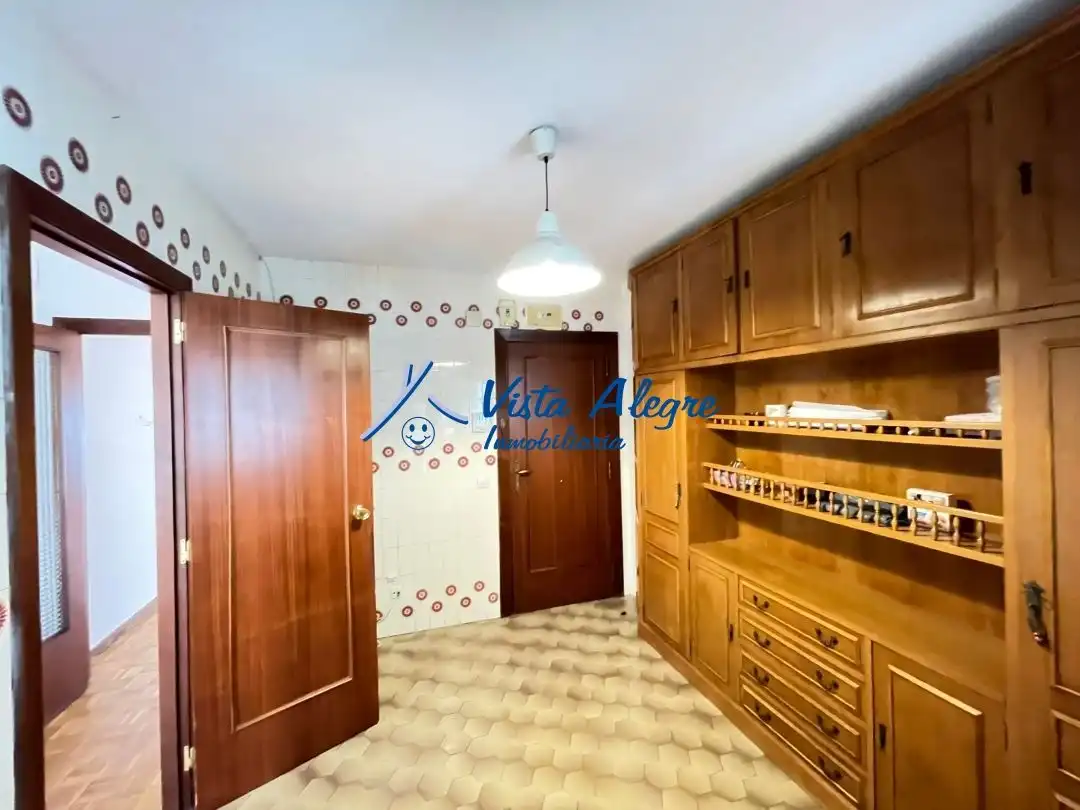 Cocina de Piso en venta en Haro con Calefacción, Terraza y Trastero