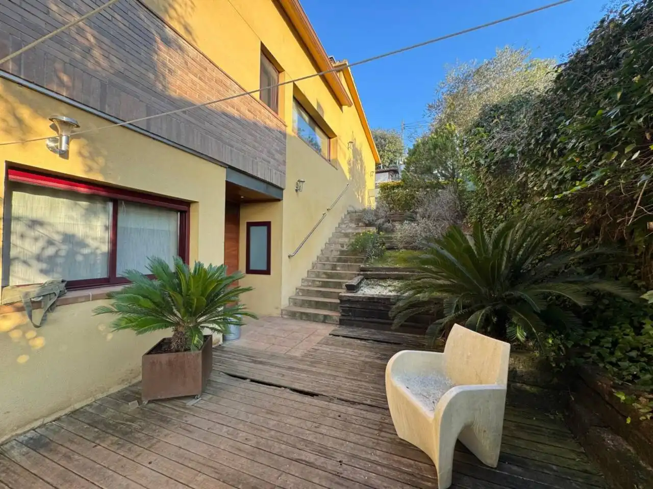 Außenansicht von Haus oder Chalet zum Verkauf in Vilanova del Vallès mit Heizung, Privatgarten und Terrasse
