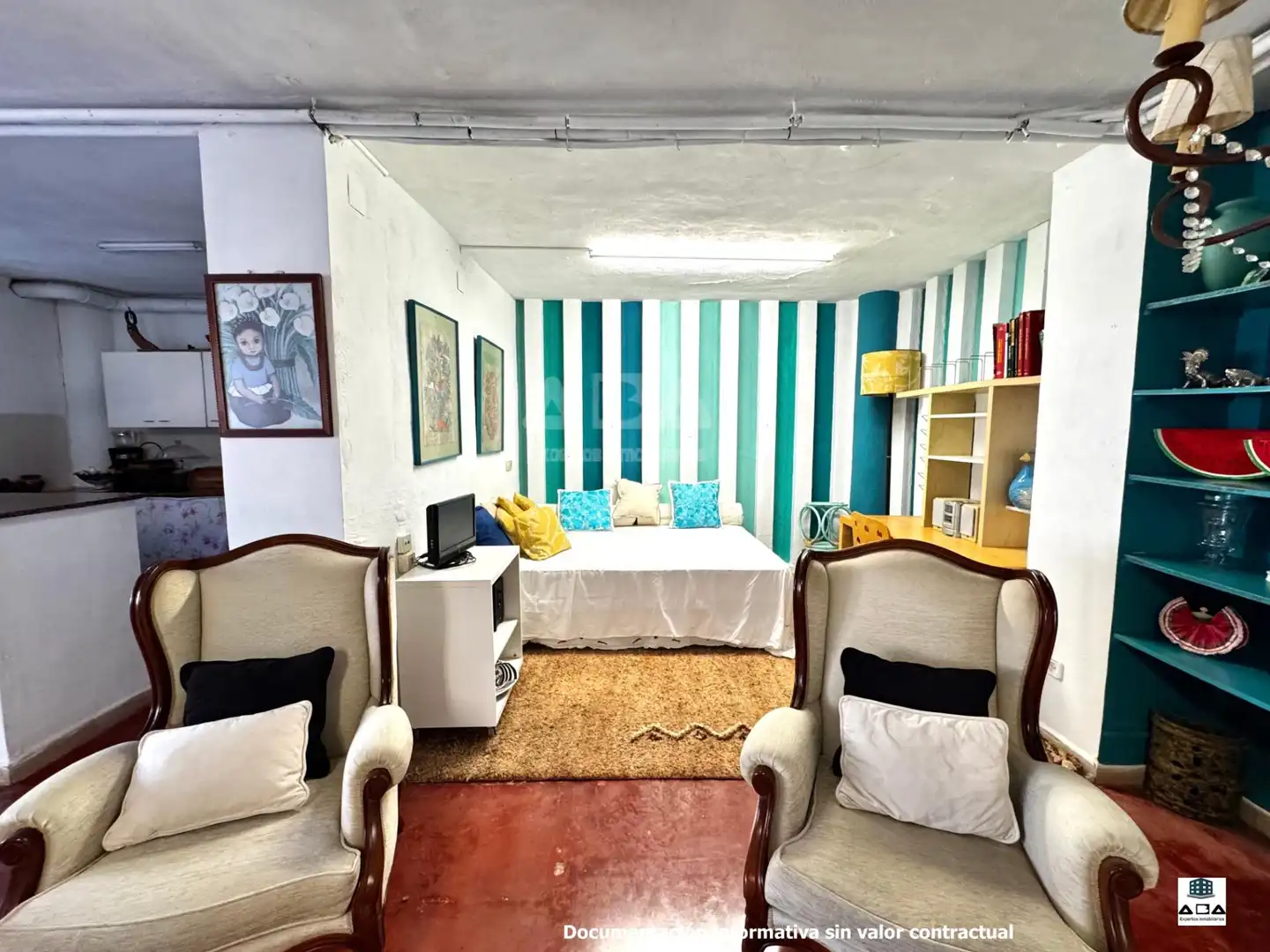 Sala d'estar de Casa o xalet en venda en Alicante / Alacant amb Calefacció, Jardí privat i Terrassa