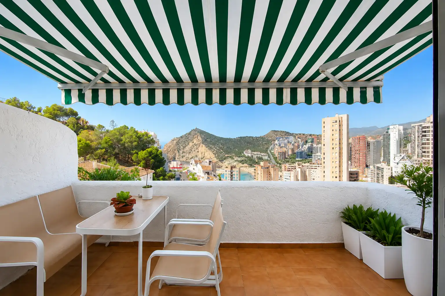 Apartment zum Verkauf in Playa de Poniente, imagen 2