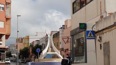 Foto 4 de Casa o xalet en venda a Calle Cid Campeador, Bajadilla - Fuente Nueva, Algeciras
