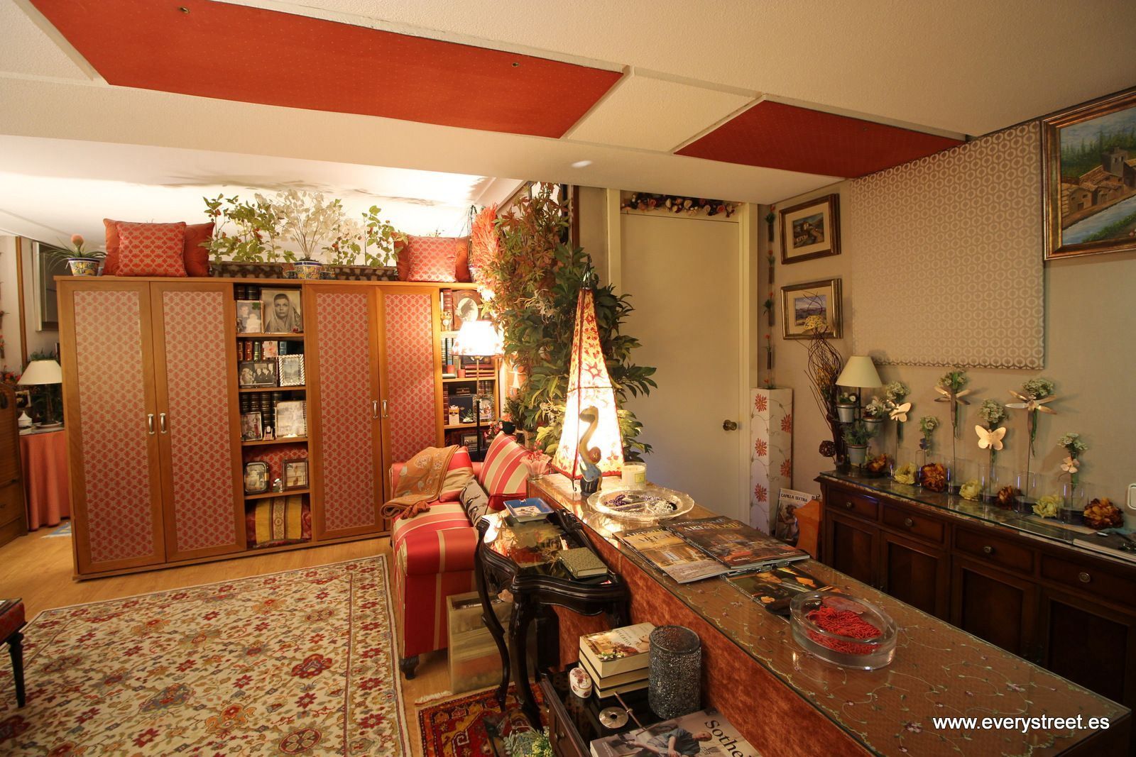 Living room of Flat for sale in  Madrid Capital  with Air Conditioner, Heating and Storage room