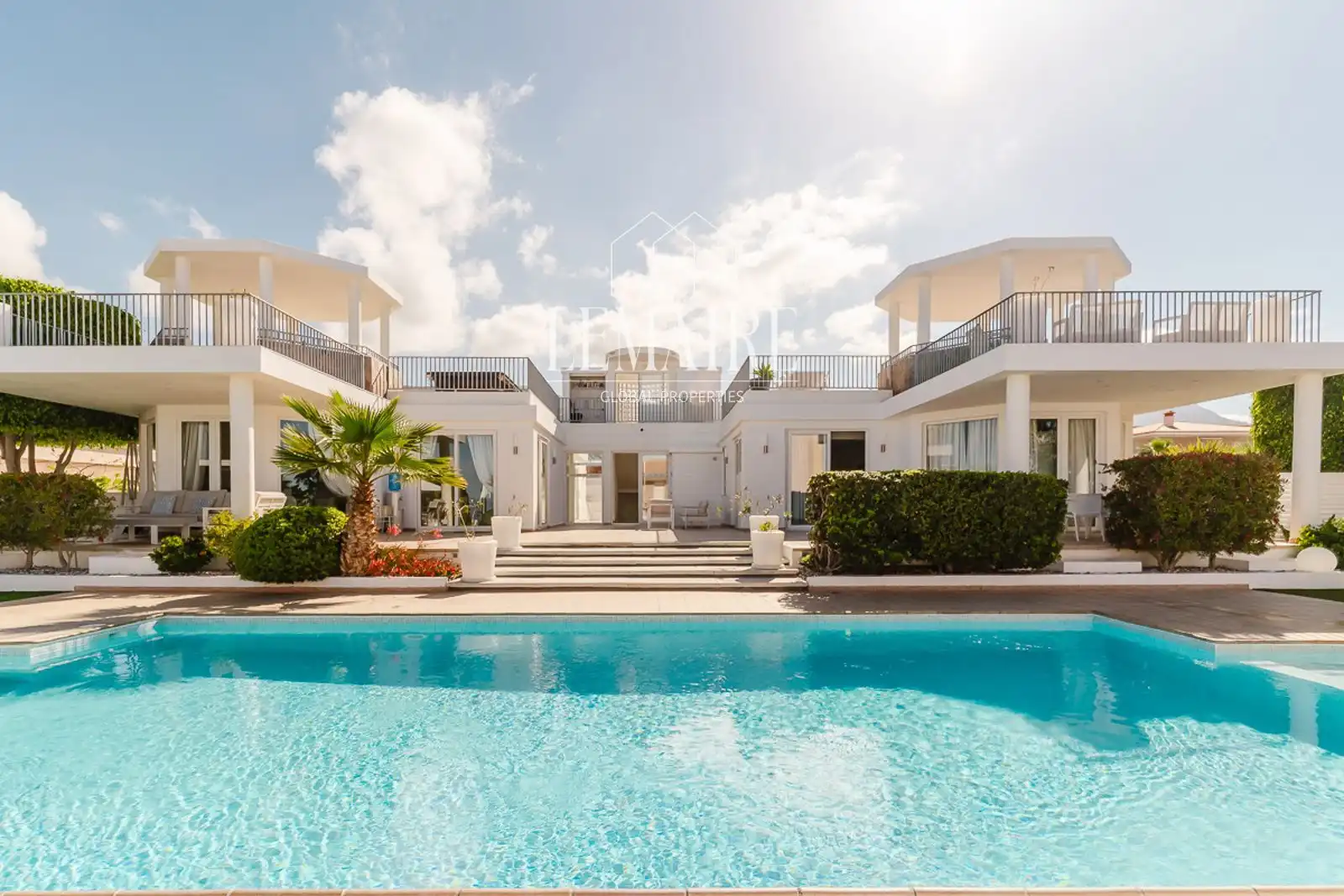 Detached house with pool for sale in La Vera