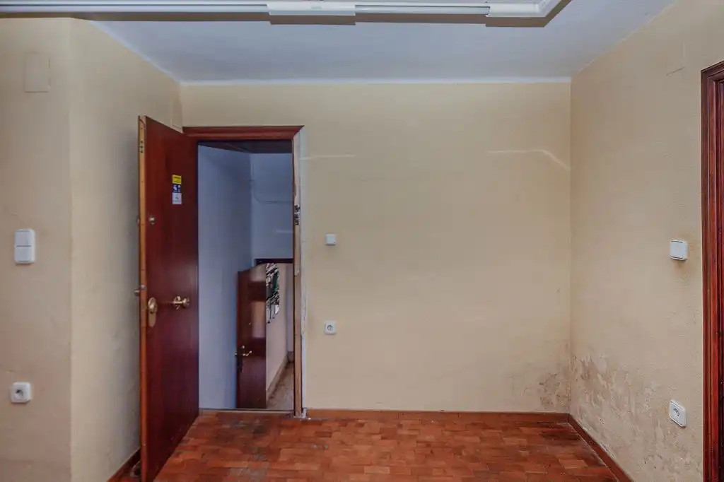 Local en venta en Paterna