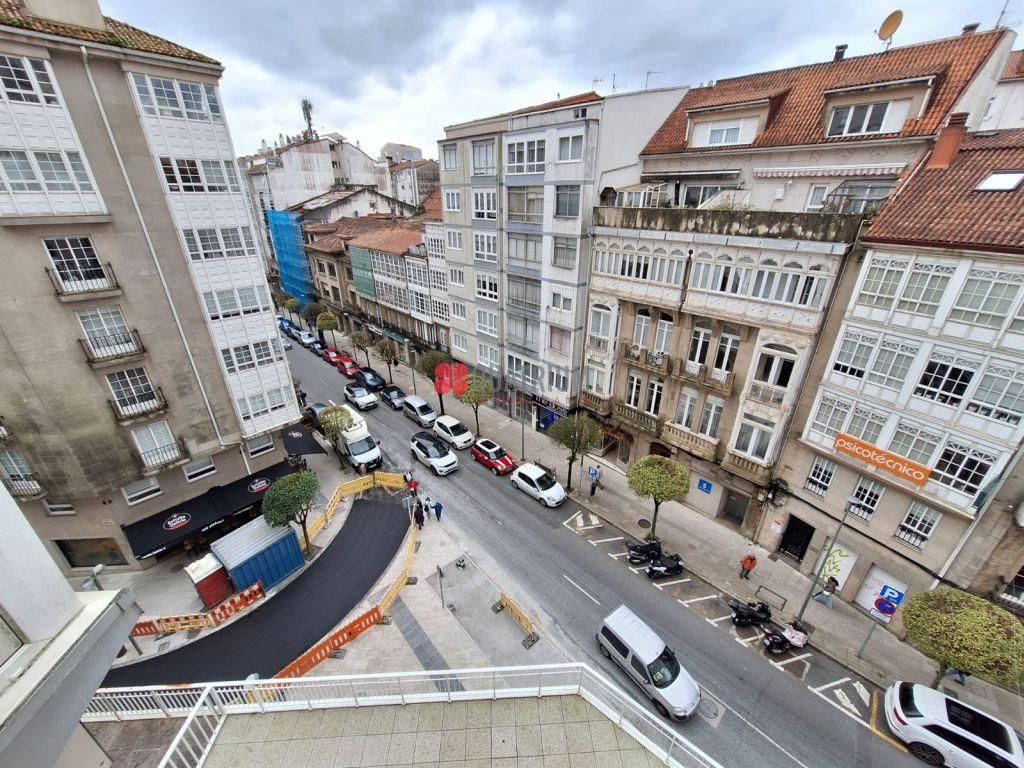 Vista exterior de Piso de alquiler en Santiago de Compostela  con Amueblado