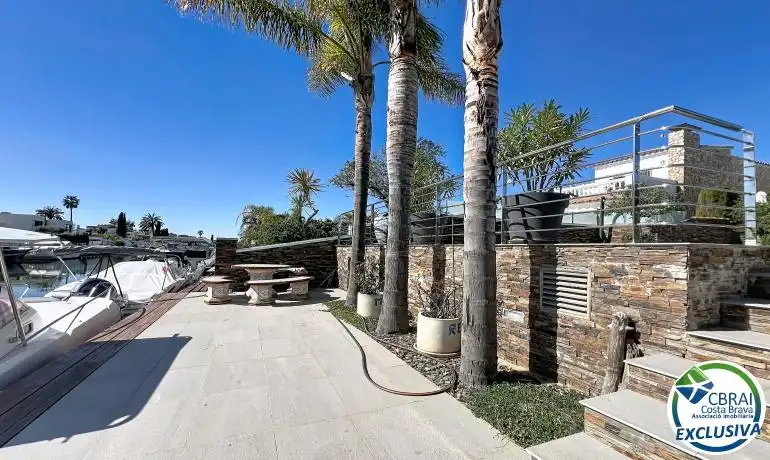 Casa con piscina en venta en Carrer Llobregat, imagen 11