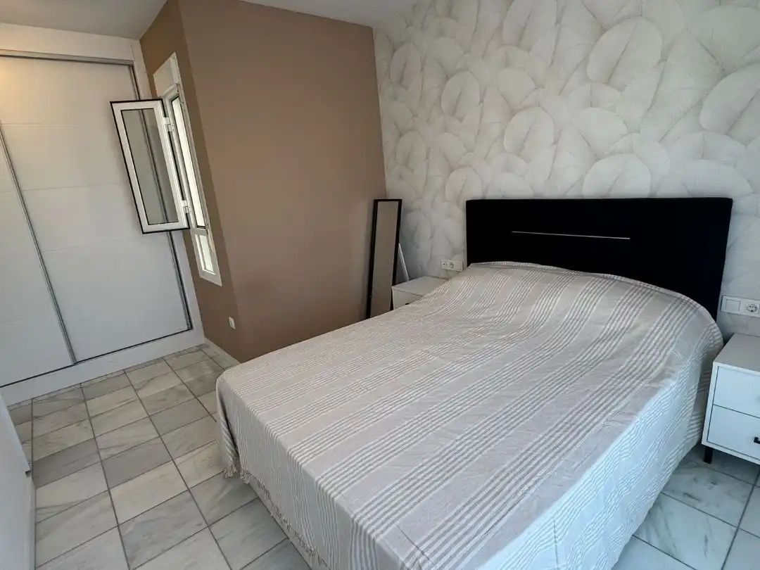 Terraced house with pool for sale in Av. Asociación Victimas del Terrorismo, 24, imagen 16