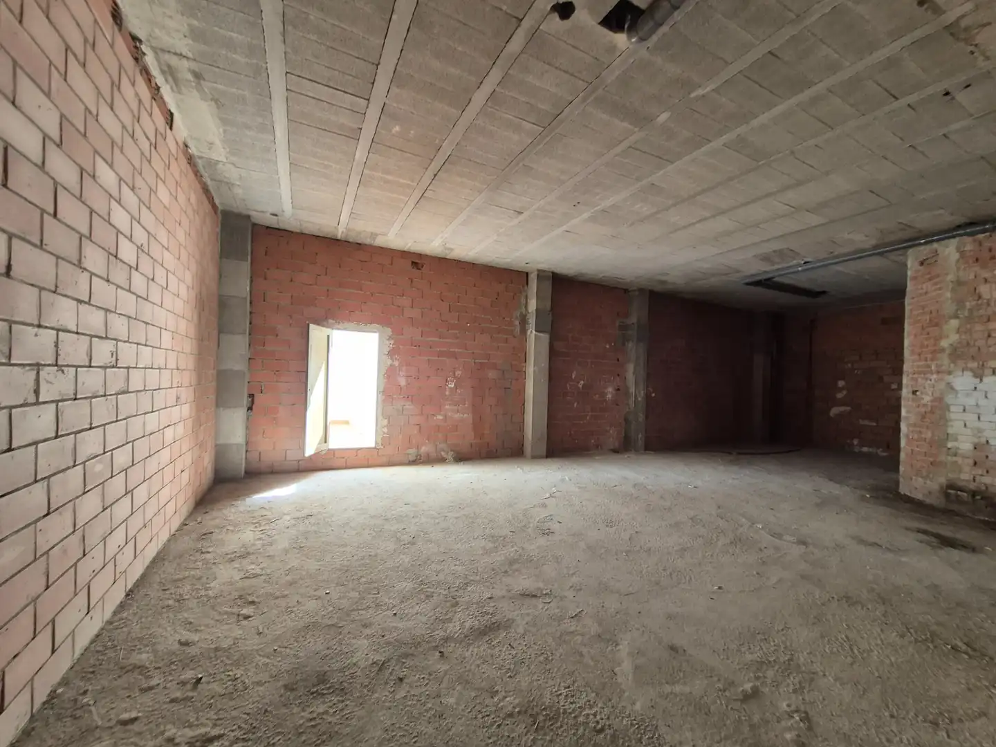 Commercial properties for rent in Carrer Luis Vives, 4, Pobla de Farnals
