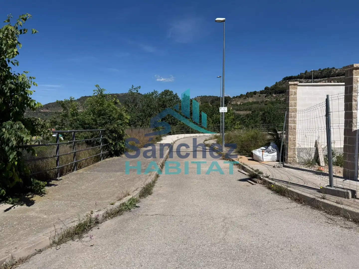 Residencial en venta en Chelva