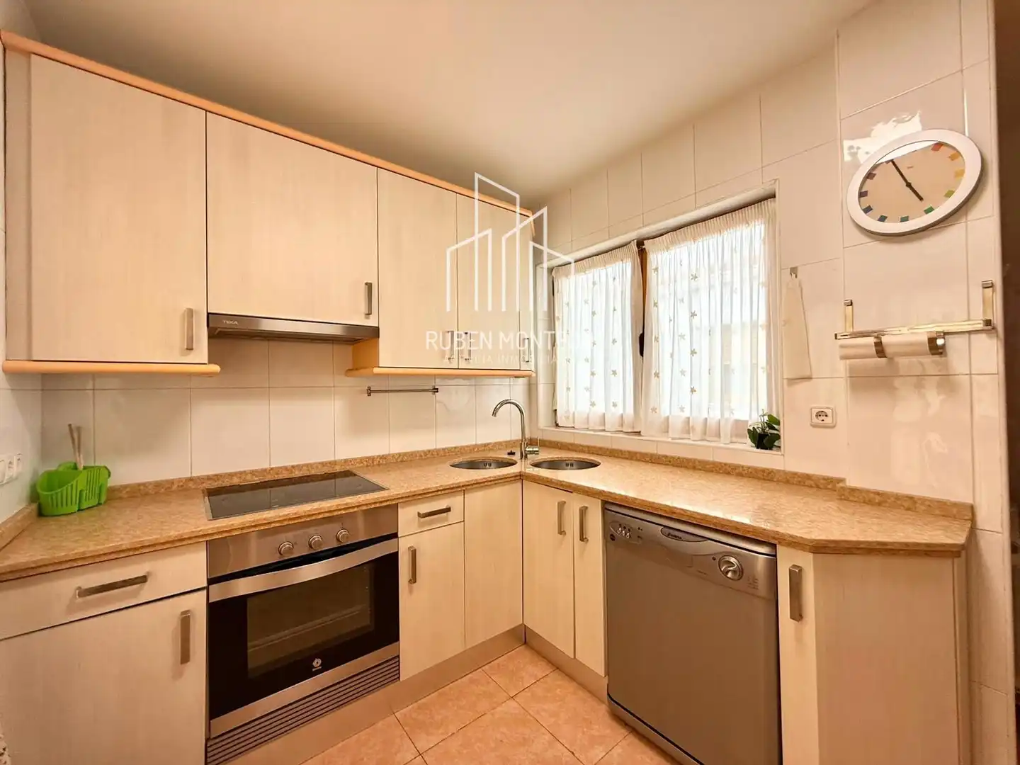 Cocina de Ático de alquiler en Salamanca con Calefacción, Terraza y Amueblado