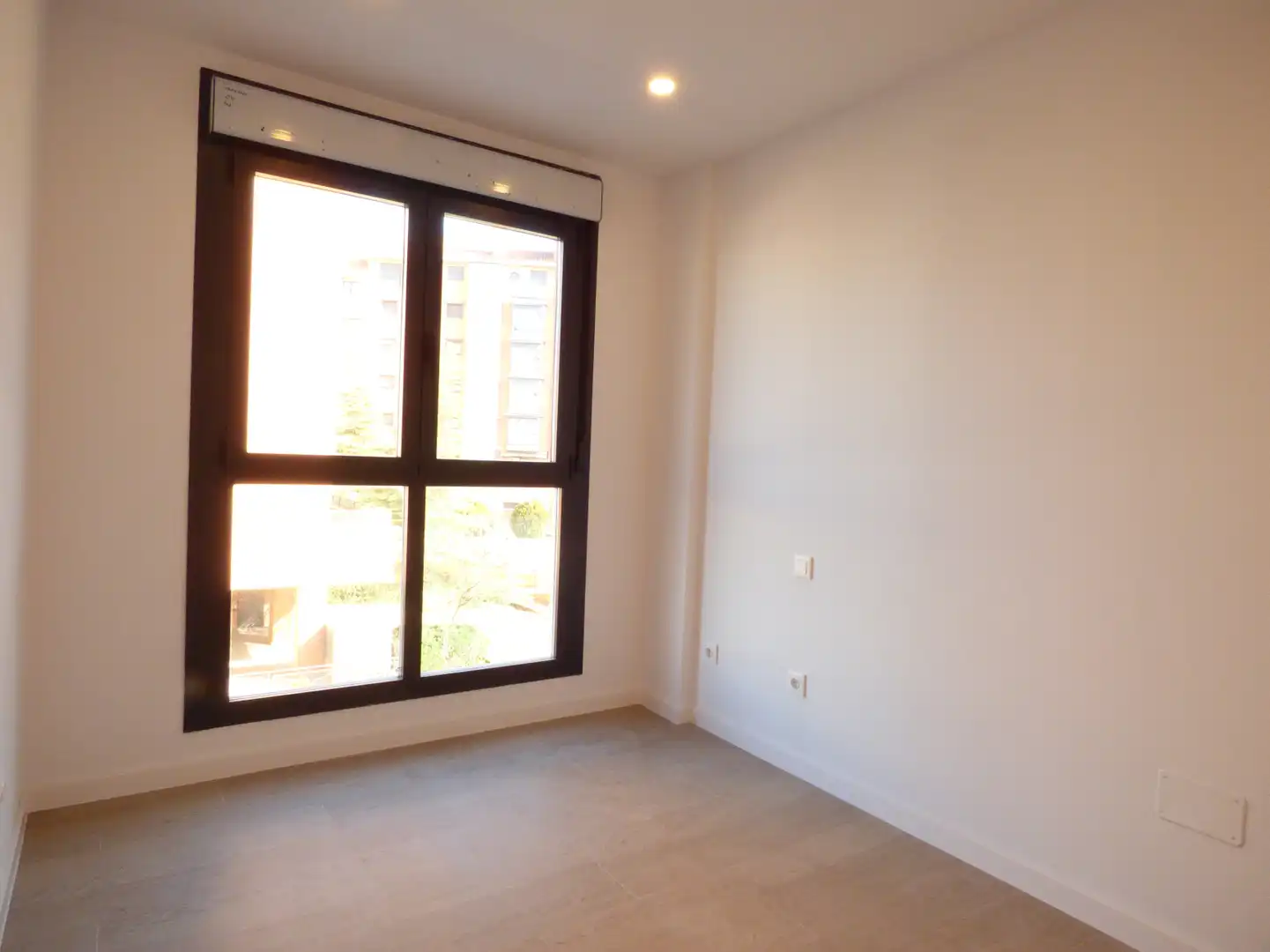 Bedroom of Flat for rent in Madrid  with Air Conditioner, Heating and Private garden
