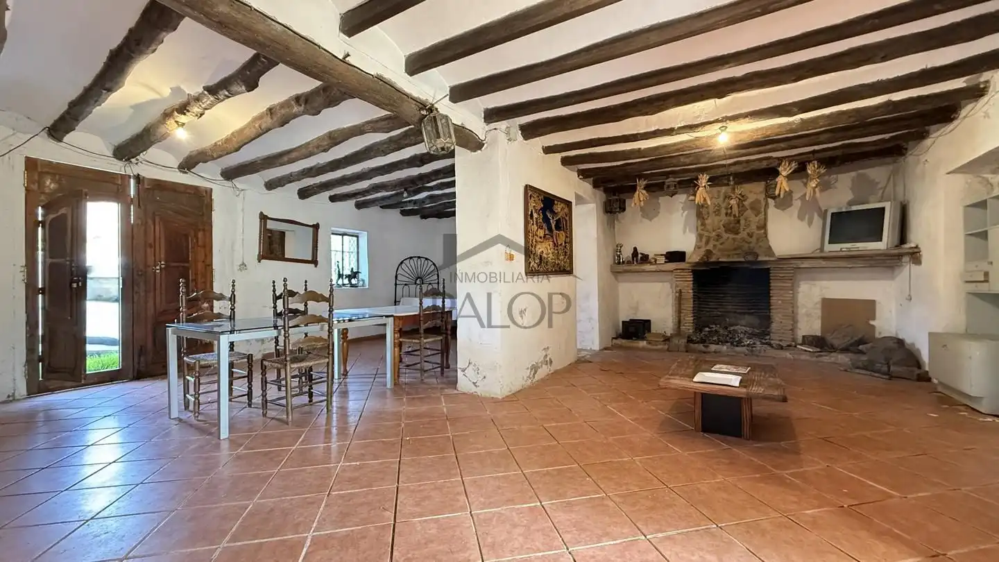 Finca rústica en venda en Simat de la Valldigna amb Traster