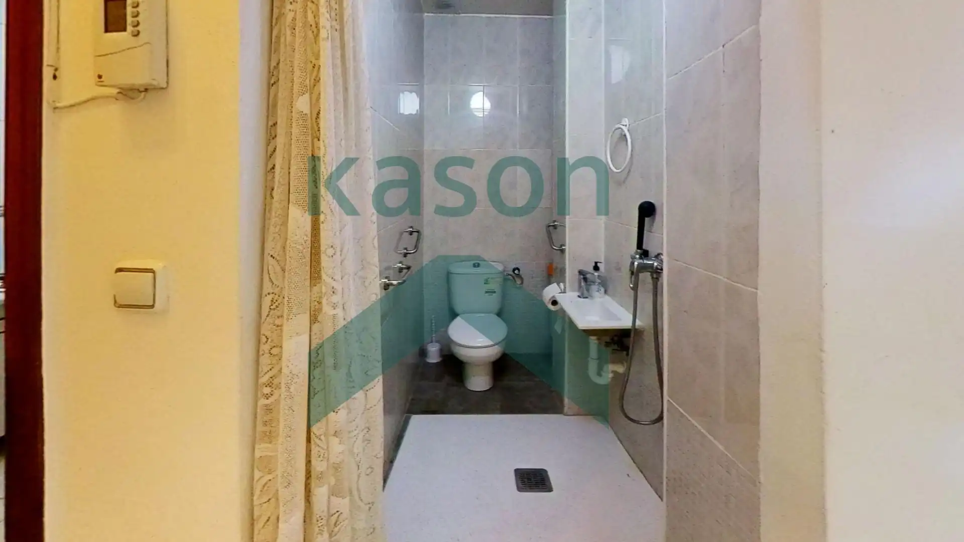 Bathroom of Flat for sale in Madrid  with Heating