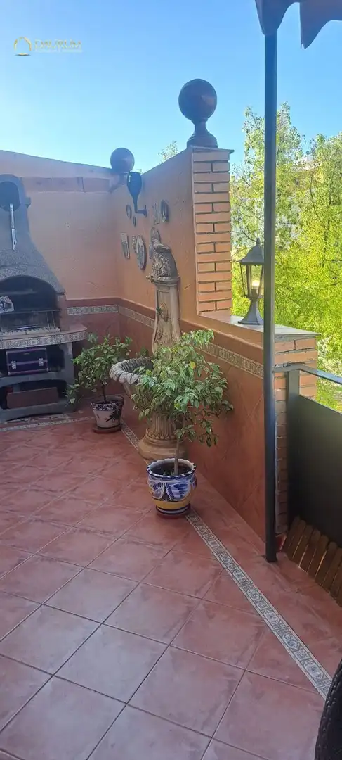 Terrassa de Dúplex en venda en Sevilla amb Aire condicionat, Calefacció i Terrassa