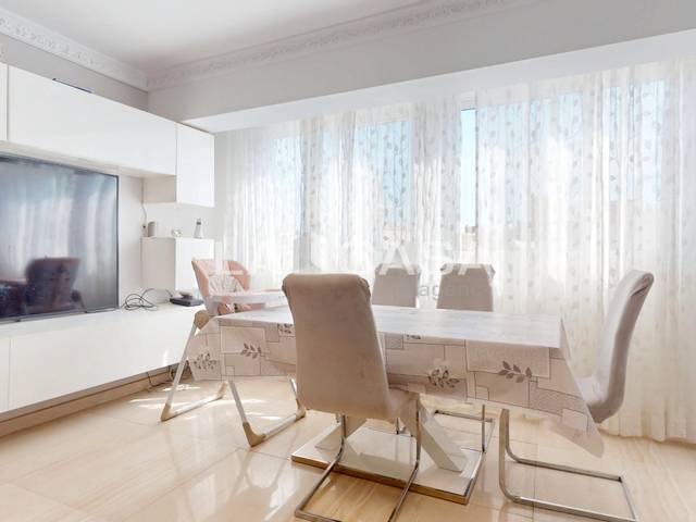 Piso en Venta en Carrer d' Edgar Neville Rornée en Alfafar