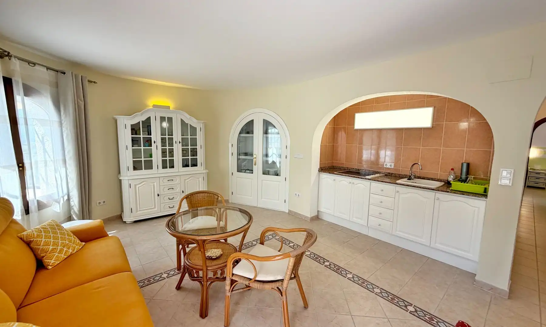 Sala d'estar de Casa o xalet en venda en Dénia amb Aire condicionat, Calefacció i Jardí privat